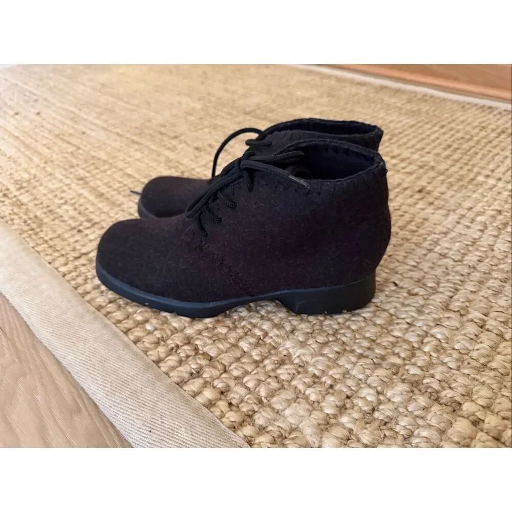 Vintage Talbots Brown Felt Lace-Up Ankle  desert-style chukka  women’s boots